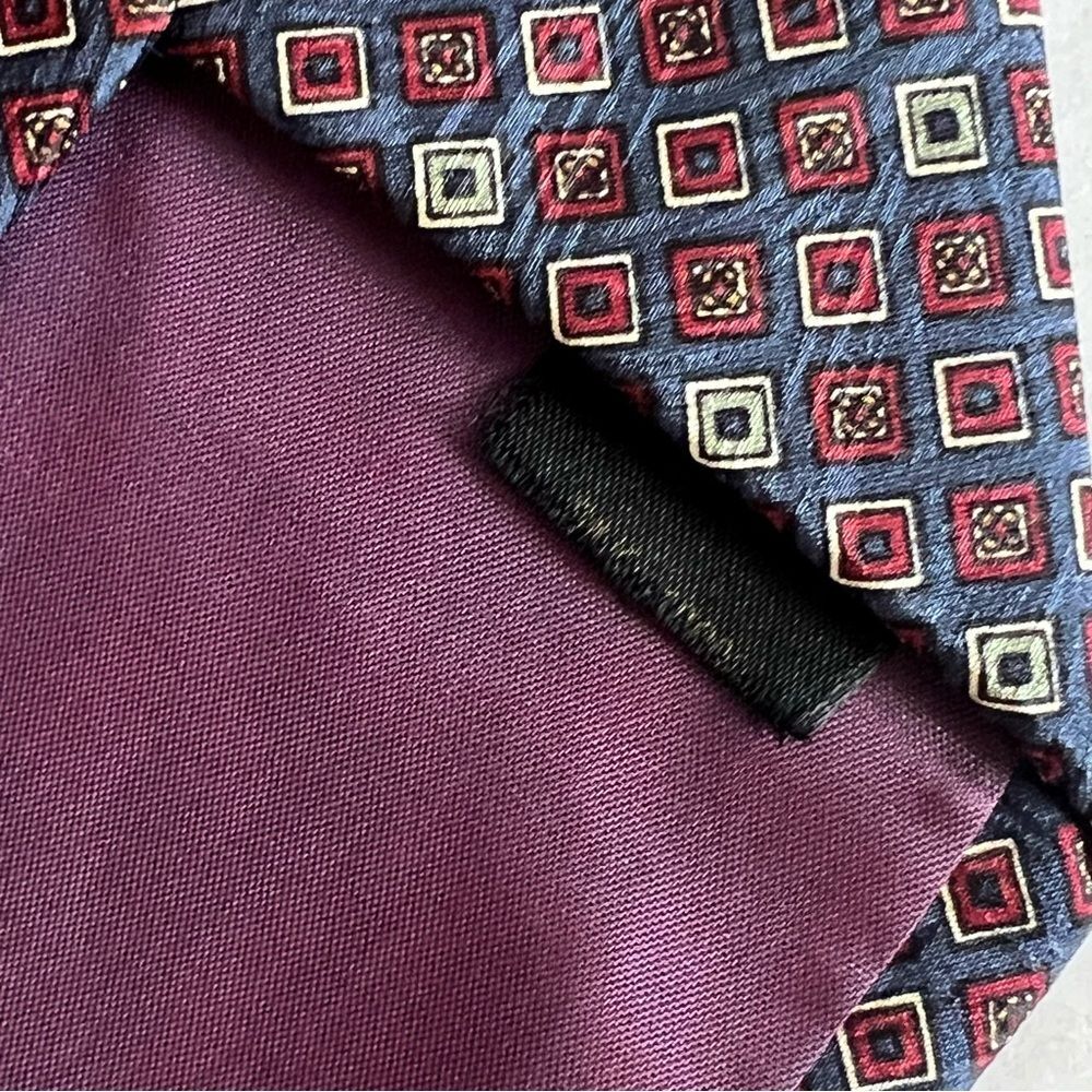 Pierre BALMAIN‎ 100% Silk Handmade Designer Tie Burgundy Geometric Retro Necktie - Picture 9 of 10